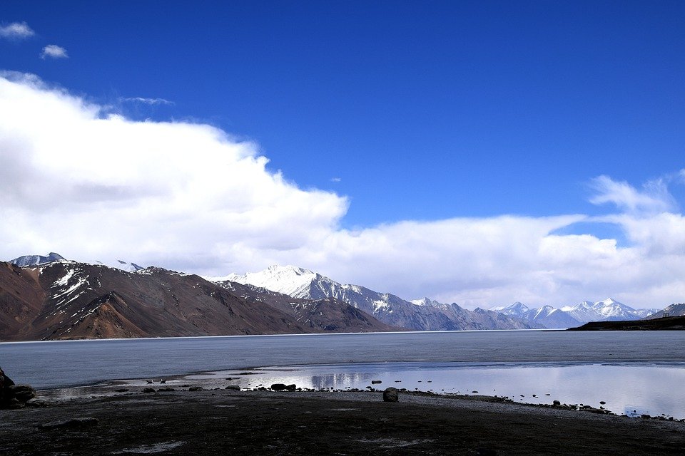 Visitez le lac Pangong au Ladakh